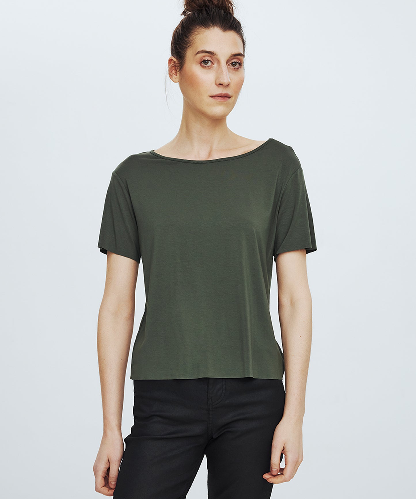 Khaki Drop Shoulder T-shirt No. 902