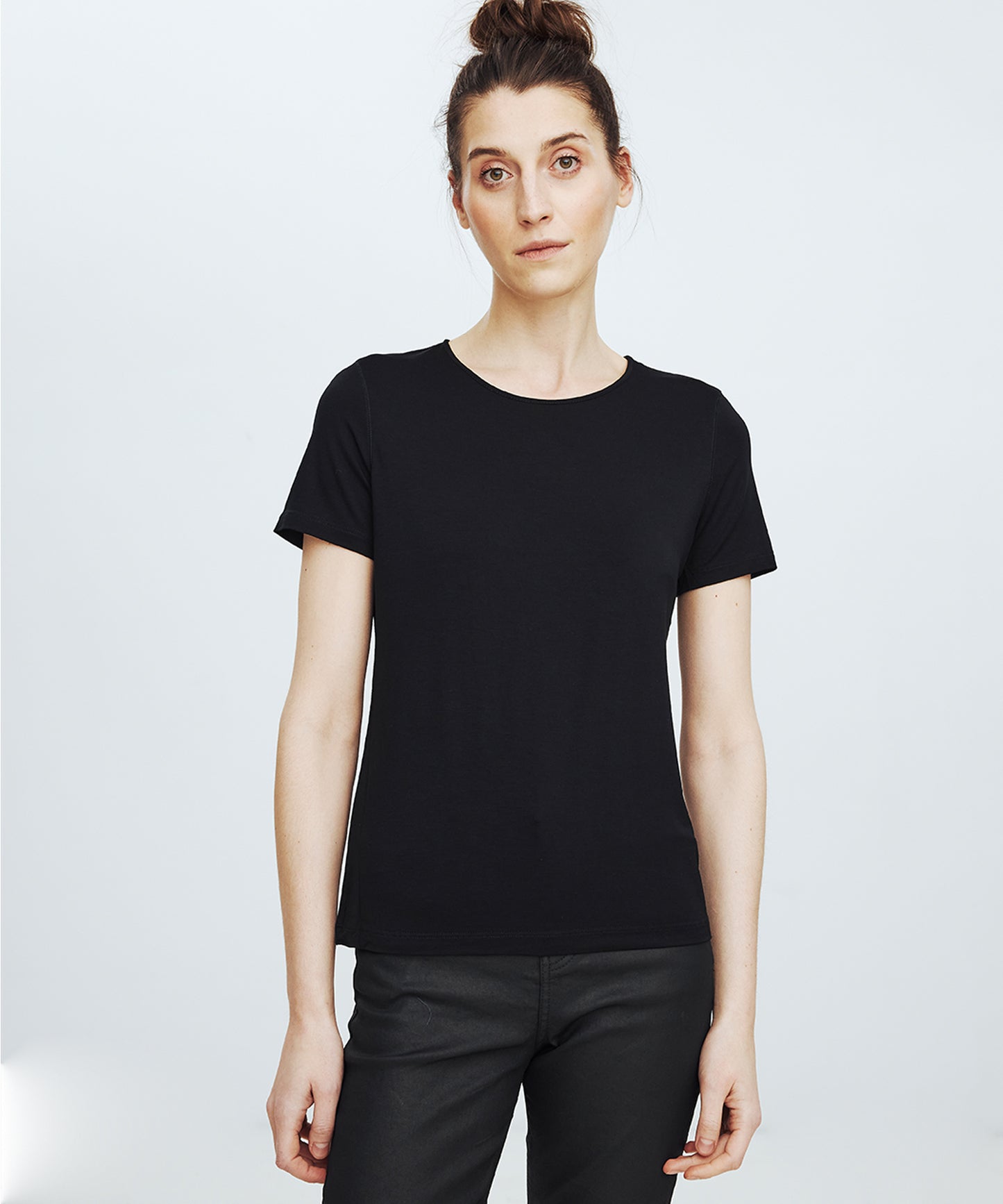 Black Classic T-shirt No. 1007