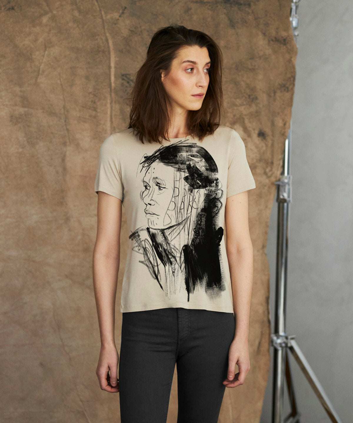 Chin portrait woman hummus