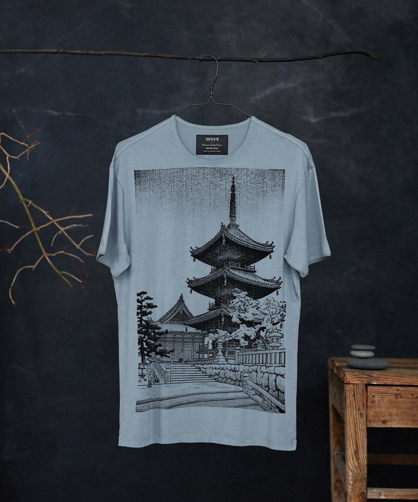 Ito Nisaburo „The Pagoda of Kiyomizu Temple” Men’s T-Shirt – storm cloud