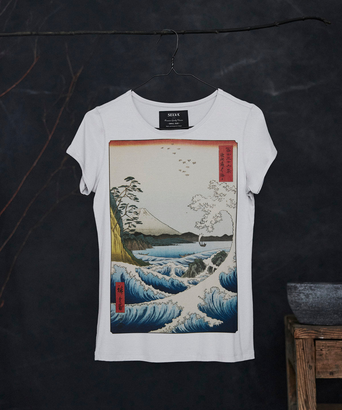 Utagawa Hiroshige no.69 hoar t-shirt woman