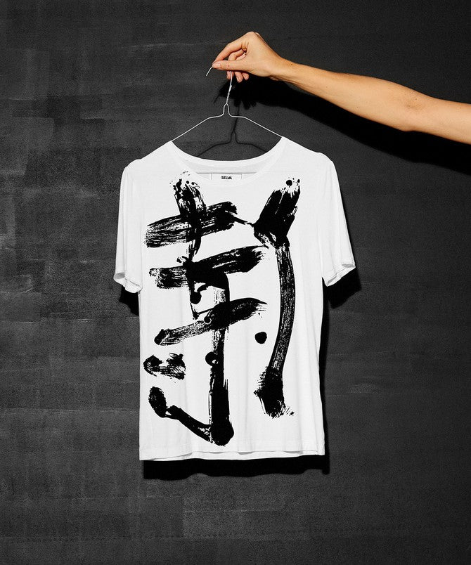 Jinka art woman