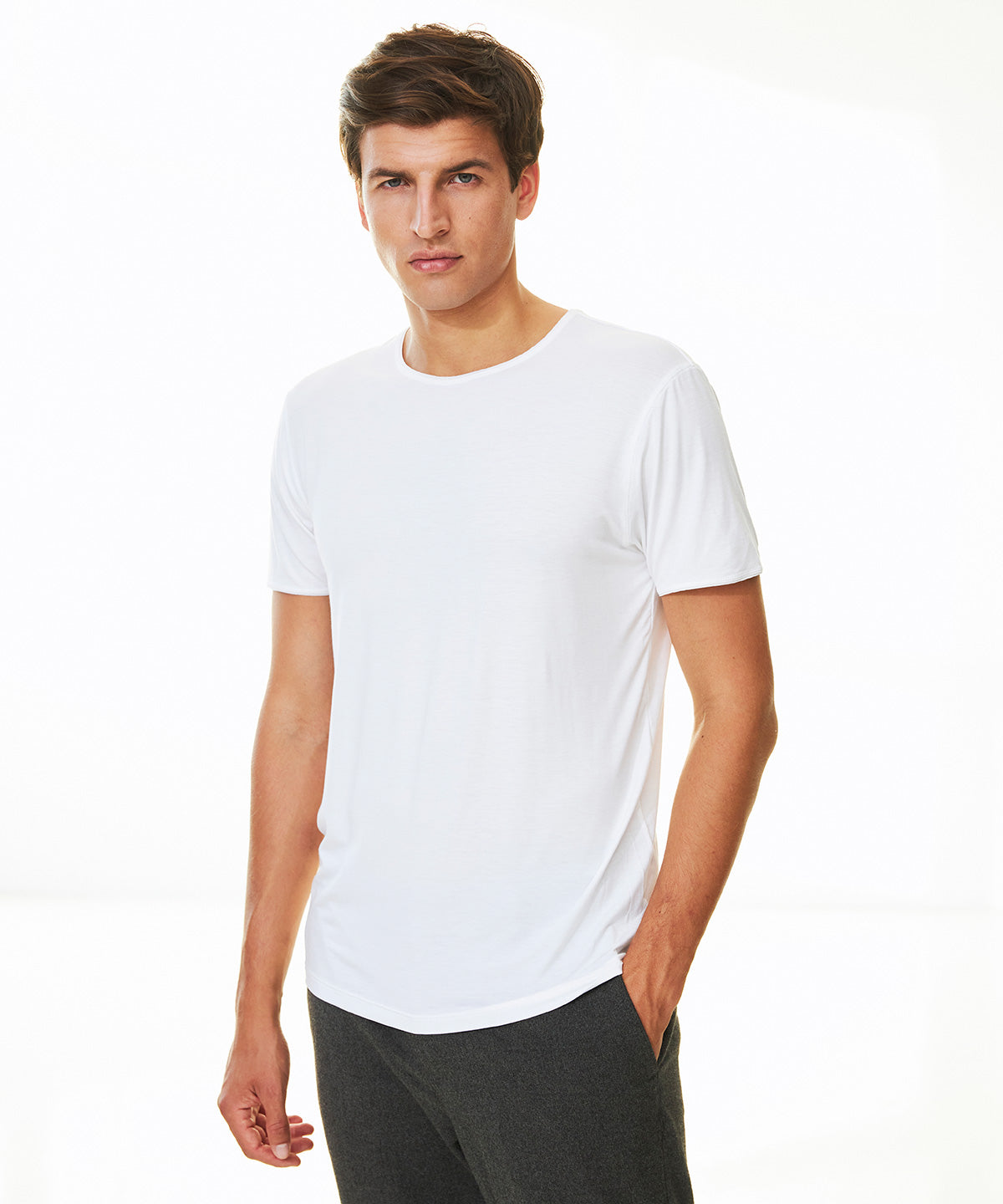 Model 2010 white