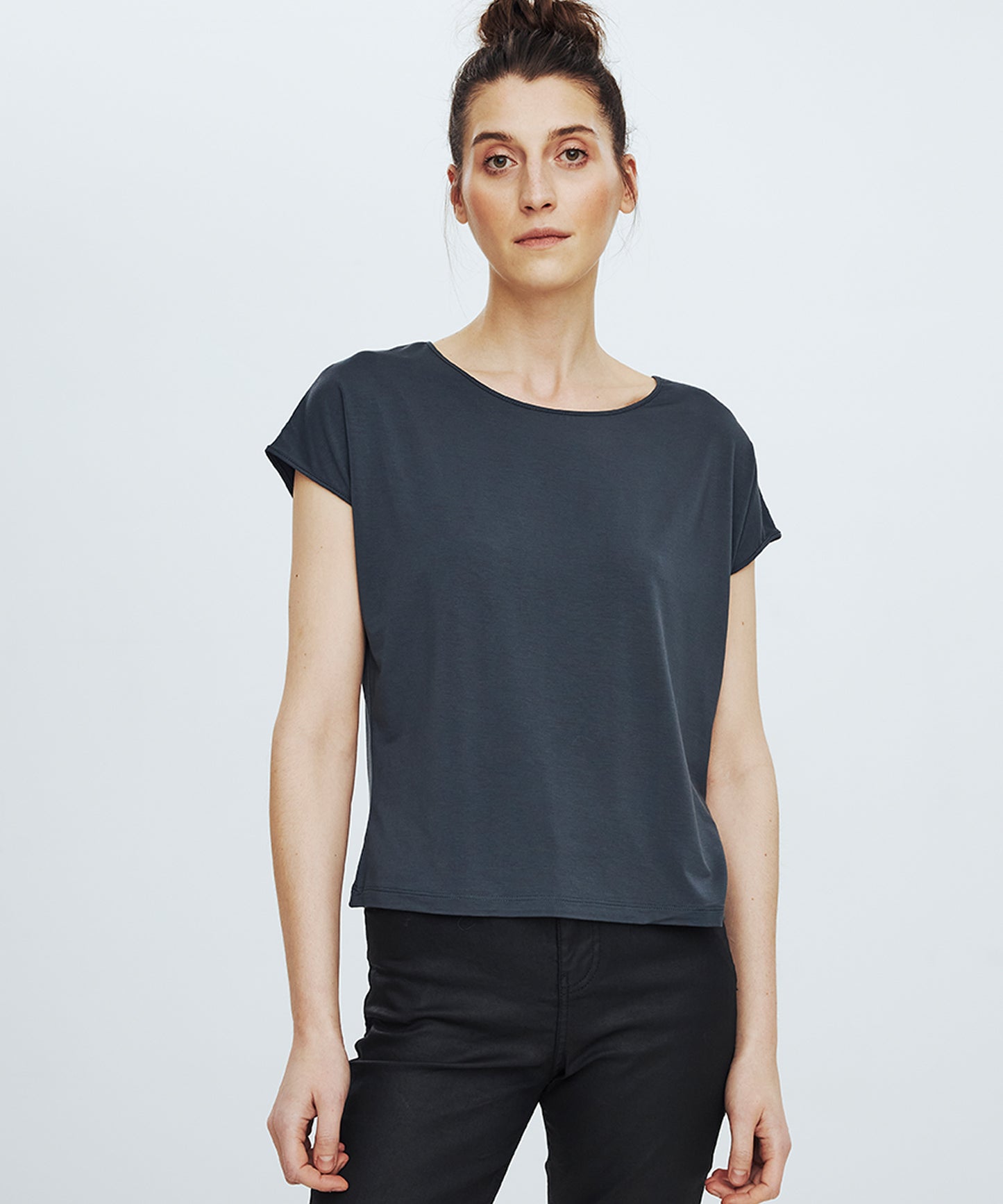 Dark Cool Grey Classic Semi-Oversize No. 1062
