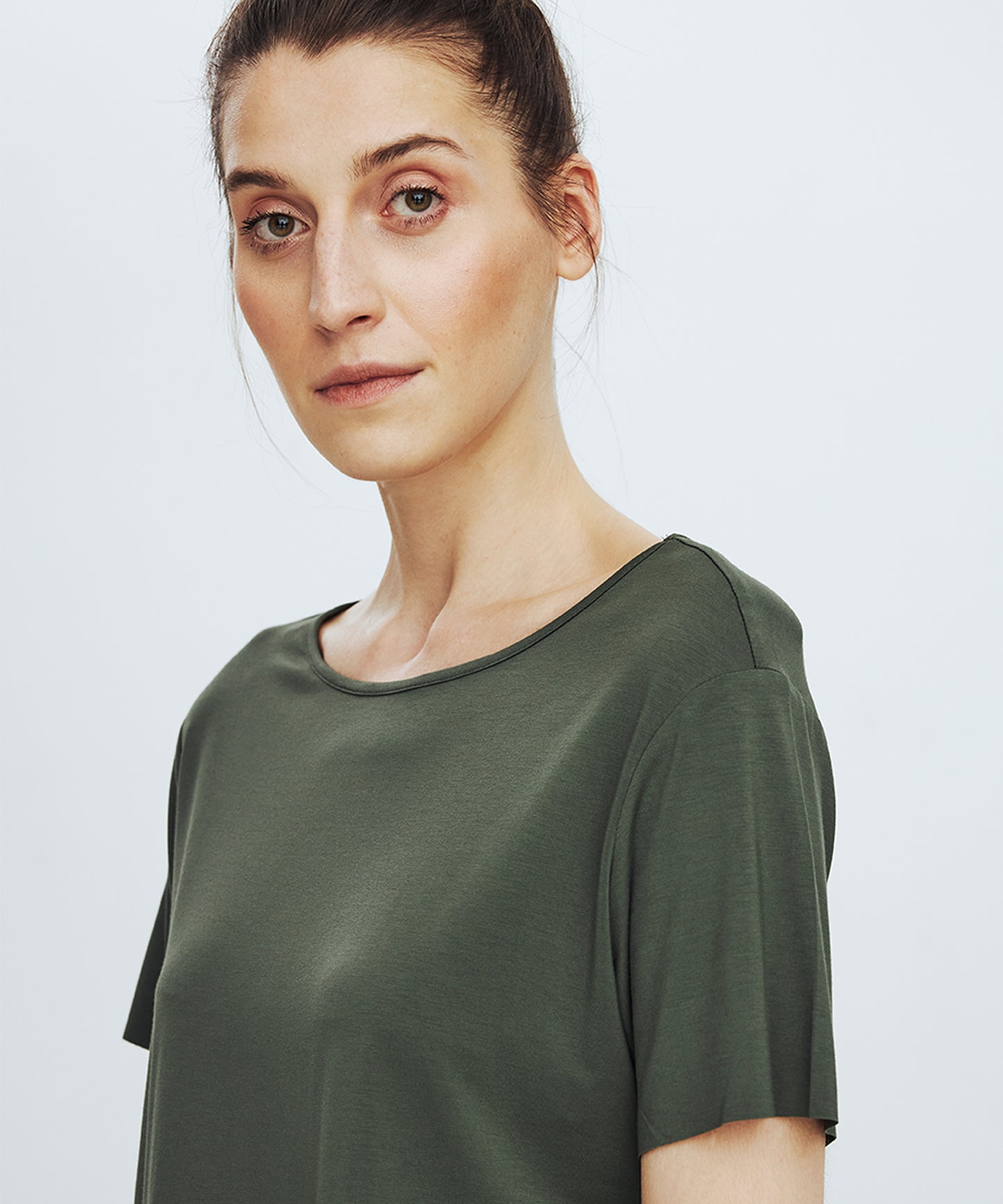 Khaki Drop Shoulder T-shirt No. 902