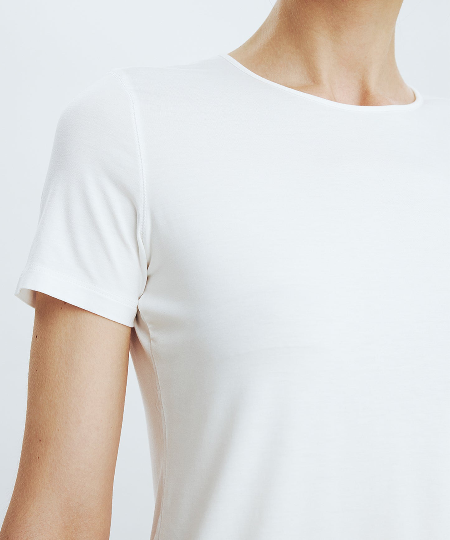 White Classic T-shirt No. 1007
