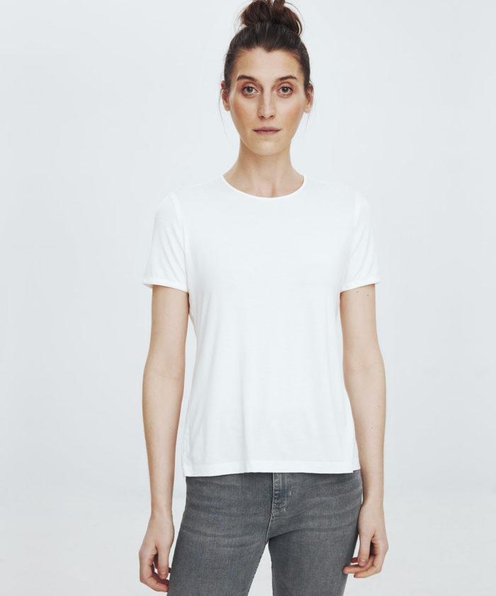 White Classic T-shirt no.1002
