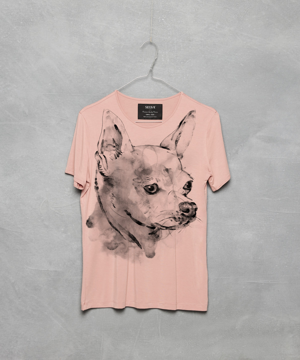 Chihuahua light pink t-shirt woman
