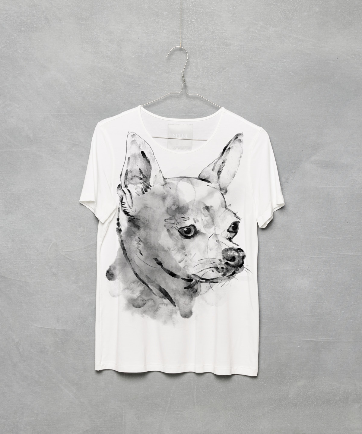 Chihuahua white t-shirt woman