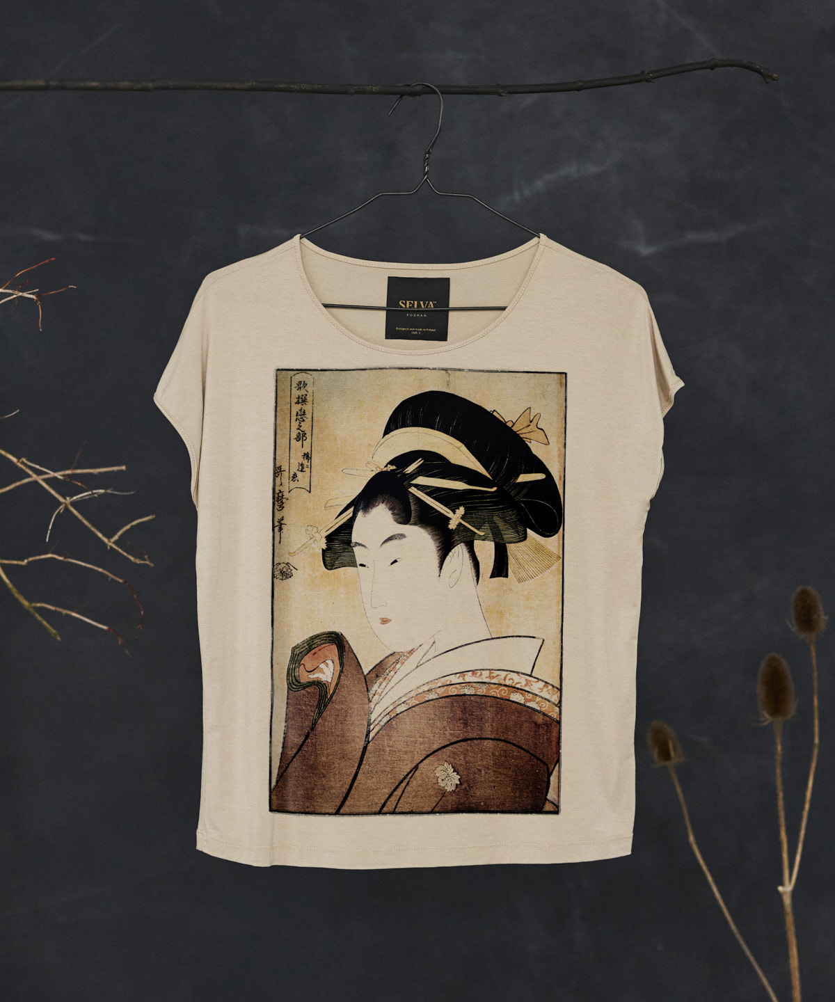 Kitagawa Utamaro no.33 hummus t-shirt woman