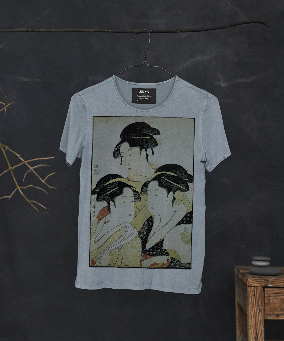 Kitagawa Utamaro no.68 storm cloud t-shirt woman
