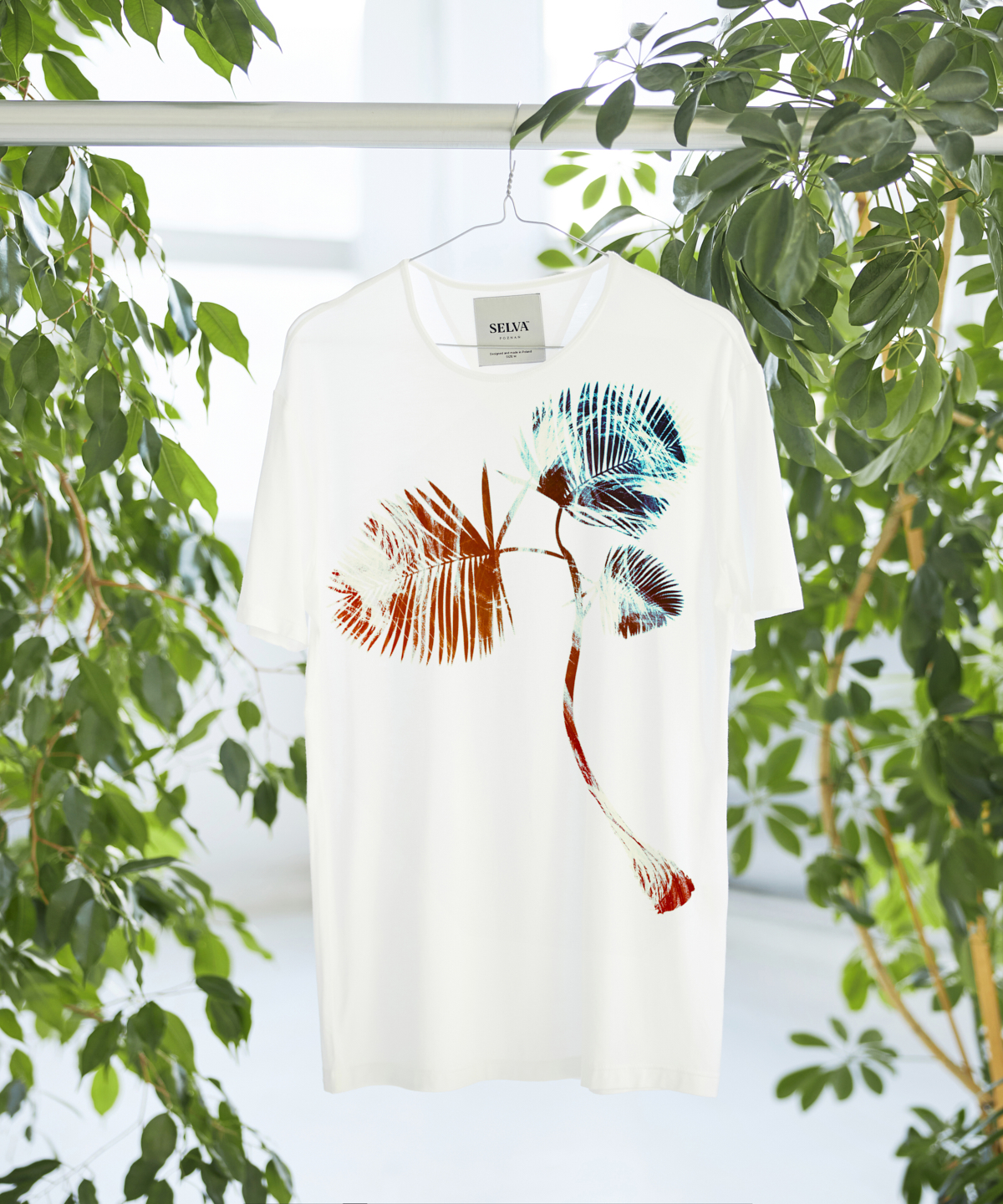 Firebrick leaf T-shirt
