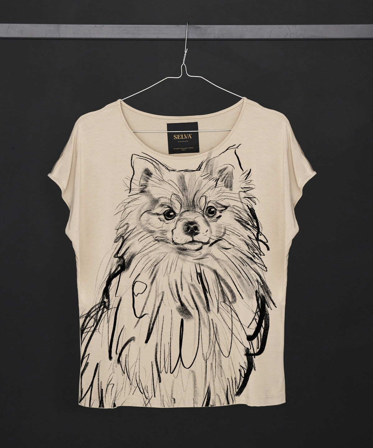 Pomeranian Dog no.2 hummus T-shirt Woman